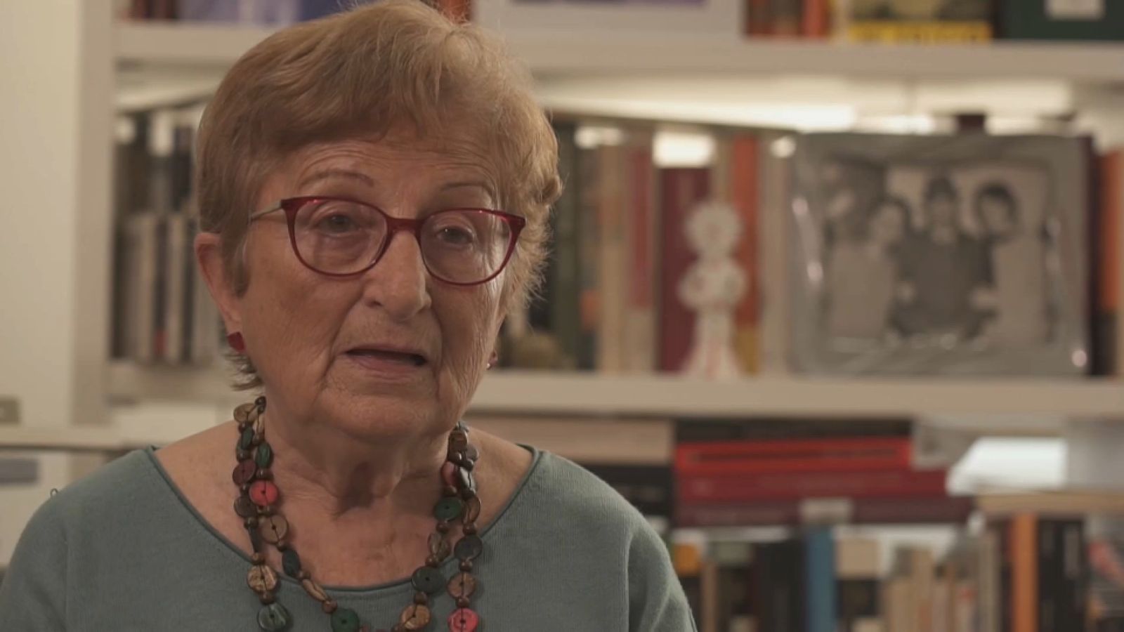 L'escriptora Rosa Serrano en el programa d'À Punt 'Plaer de ma vida'