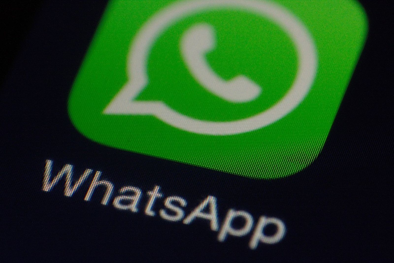 03.09.2018 | Xarxes | Com eixir d\'un grup de WhatsApp
