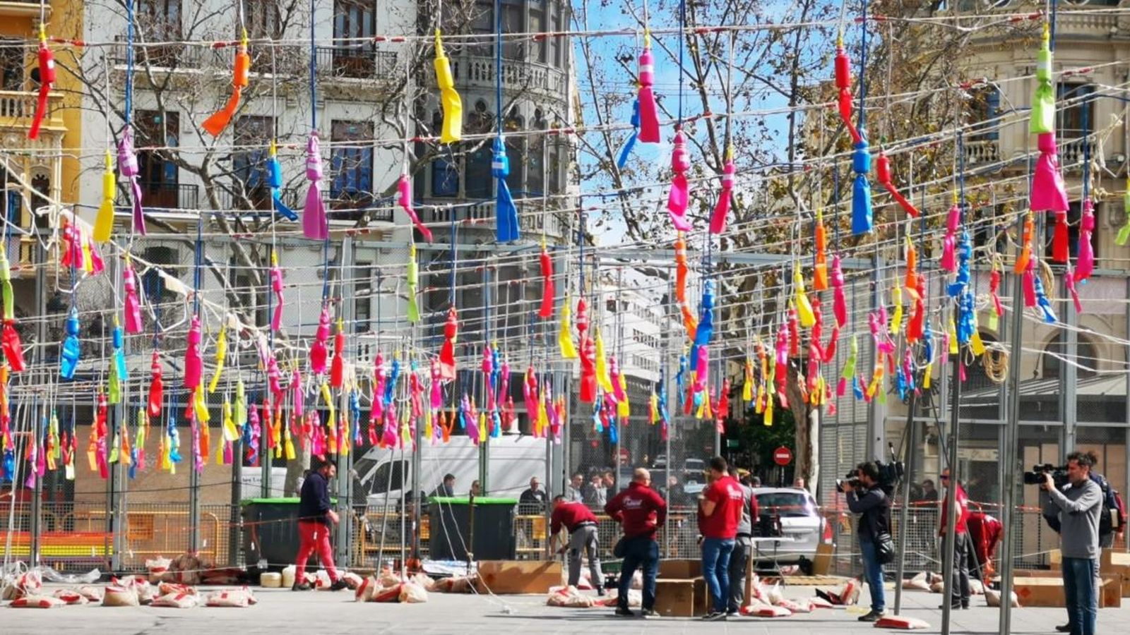 La pirotècnia Tamarit comença a desmuntar la mascletà