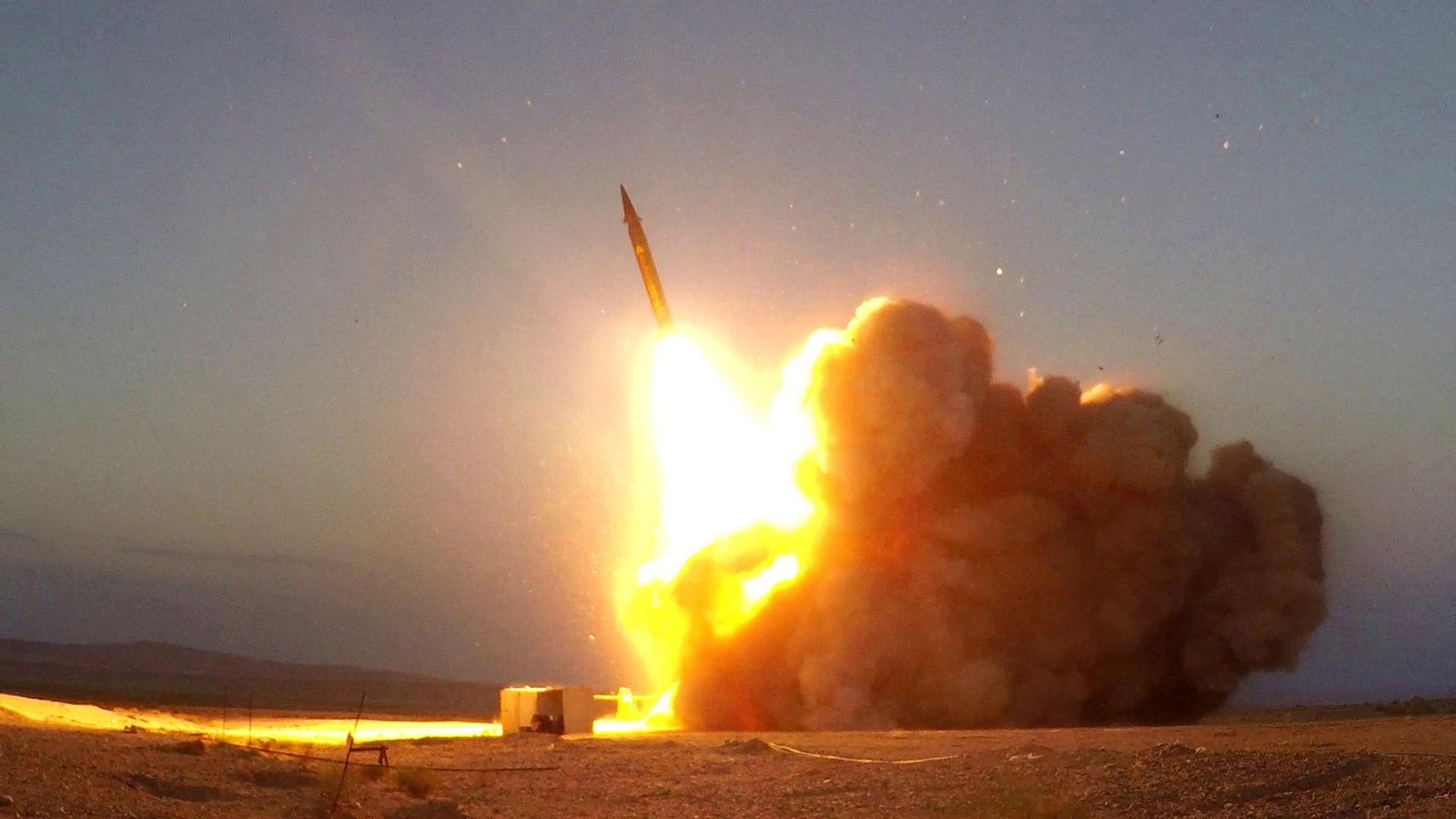 Llançament d'un míssil iranià en una imatge d'arxiu