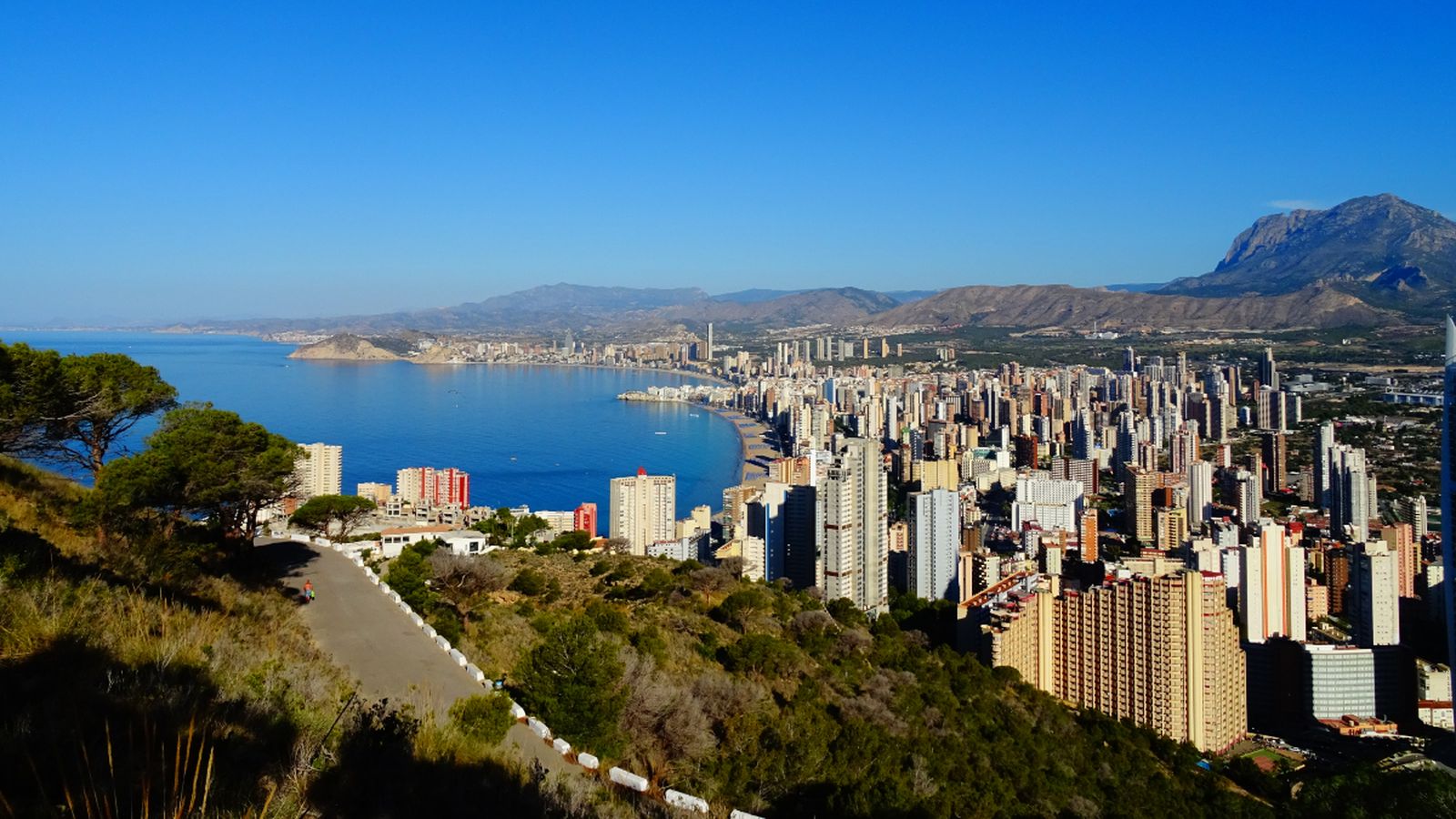 El litoral alacantí, el més urbanitzat de les costes valencianes