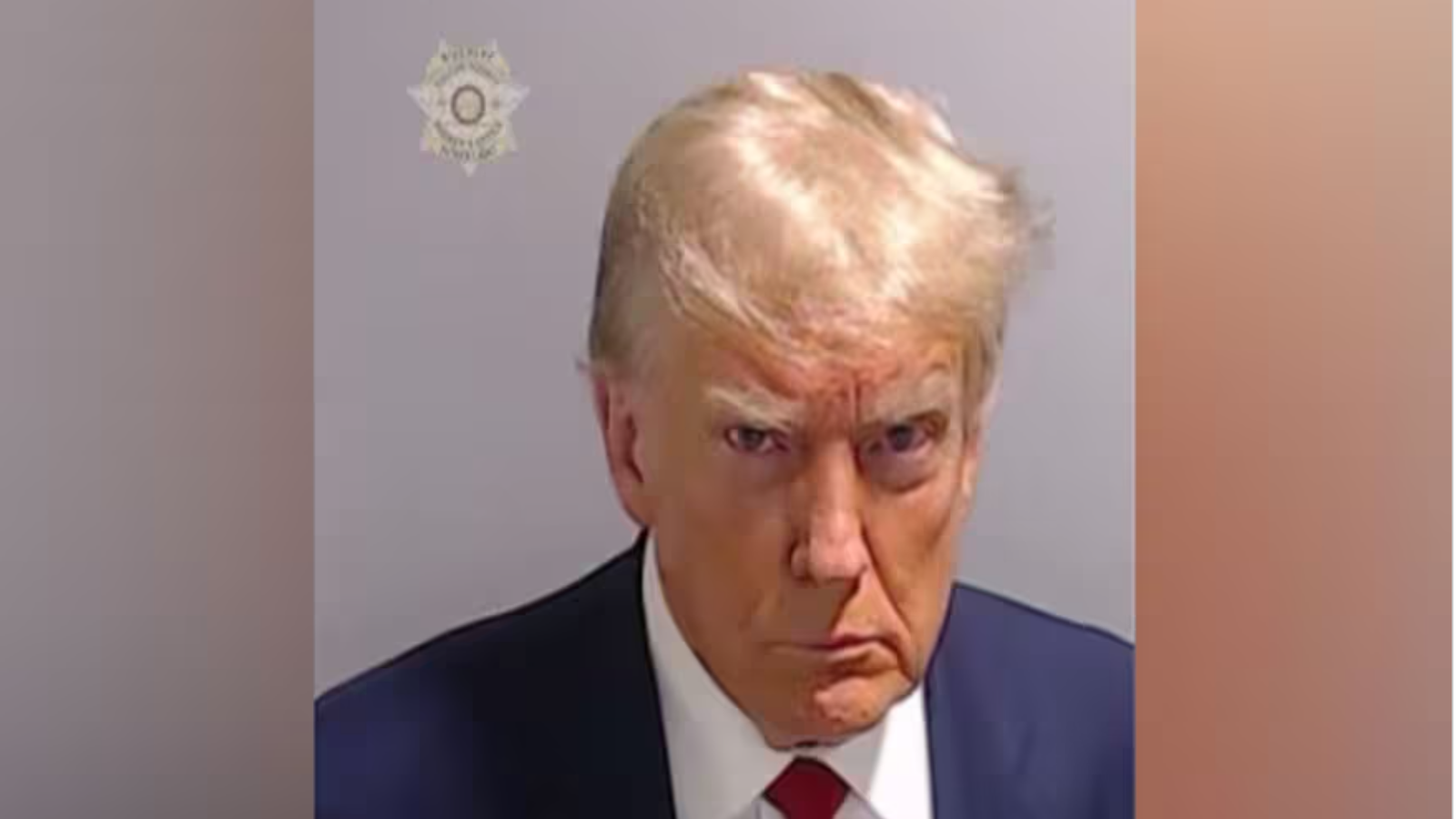 Fitxa policia de Trump
