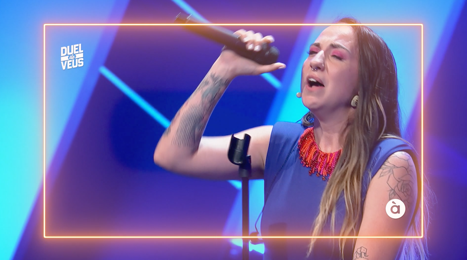María La Caria   gala 9  ‘Talking to the moon’