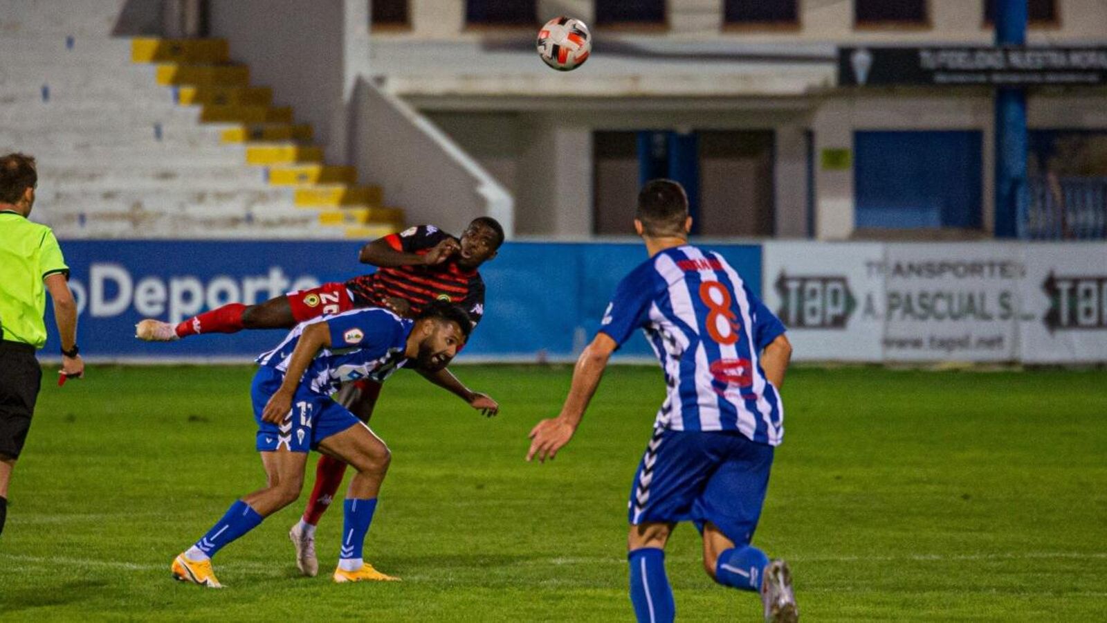 Els dos equips han tingut ocasions clares en un derbi en què ha jugat la prudència