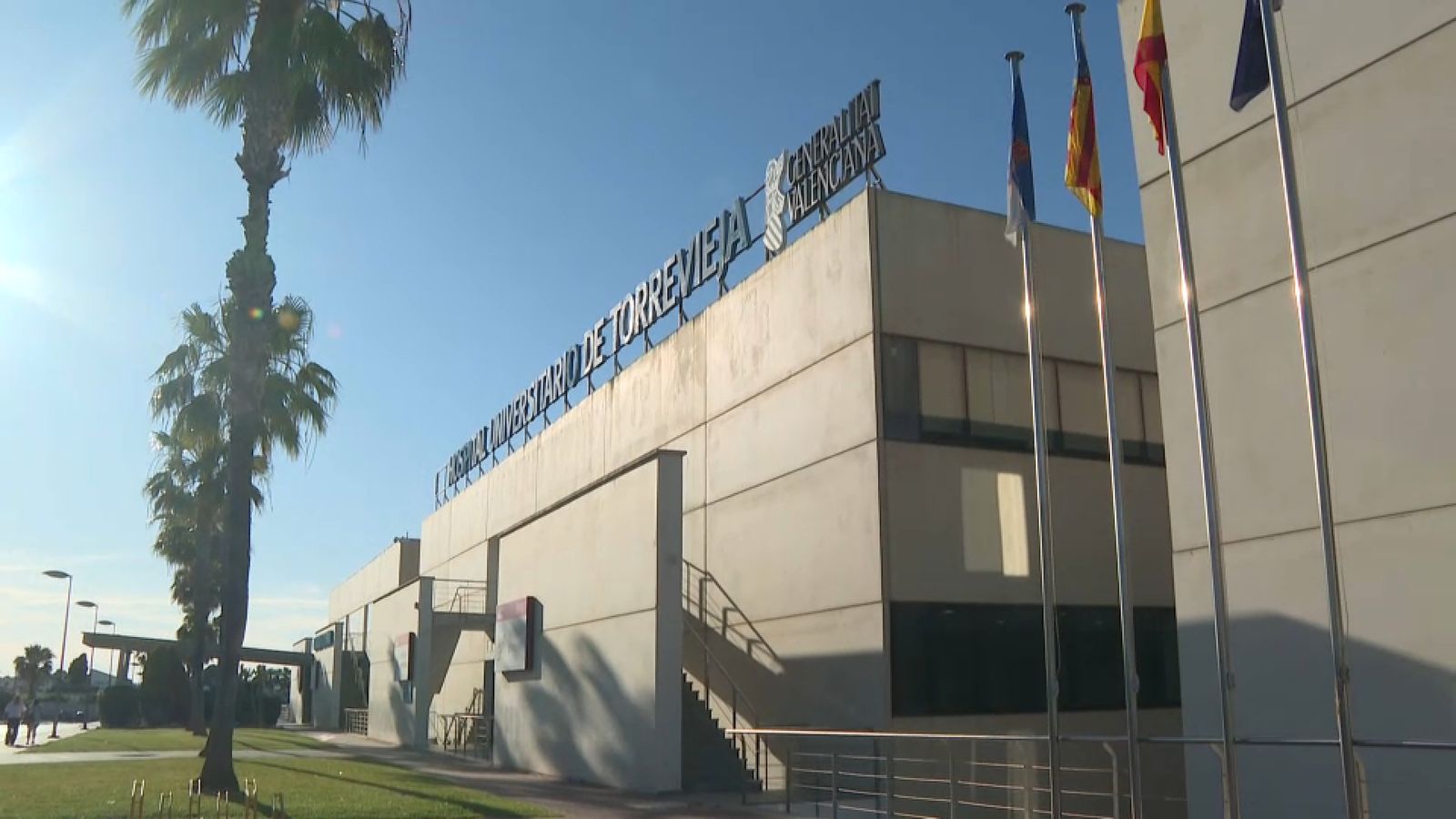 Façana de l'Hospital de Torrevieja