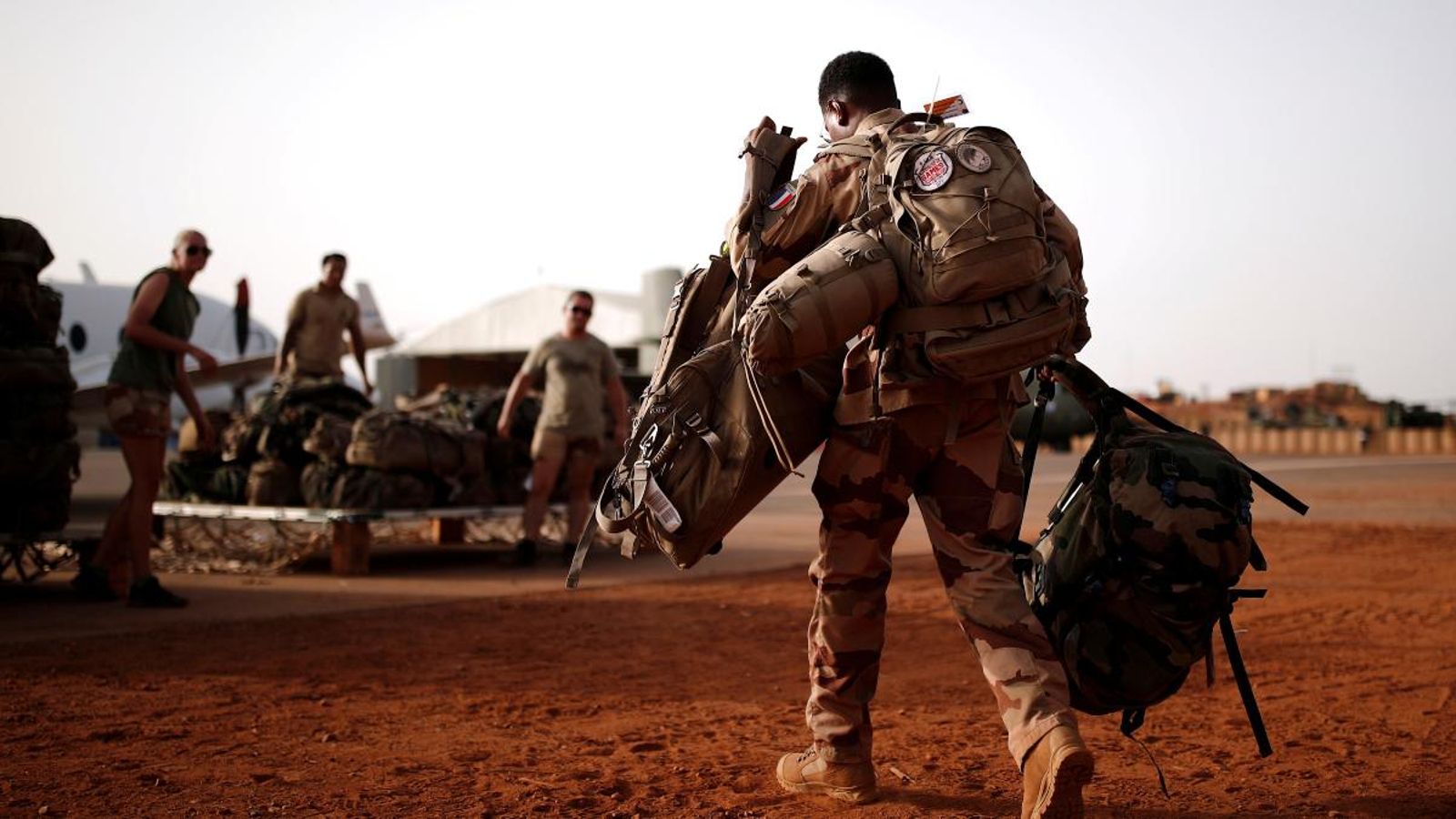 Soldat francés al campament de Gao, a Mali, durant una operació el 2019