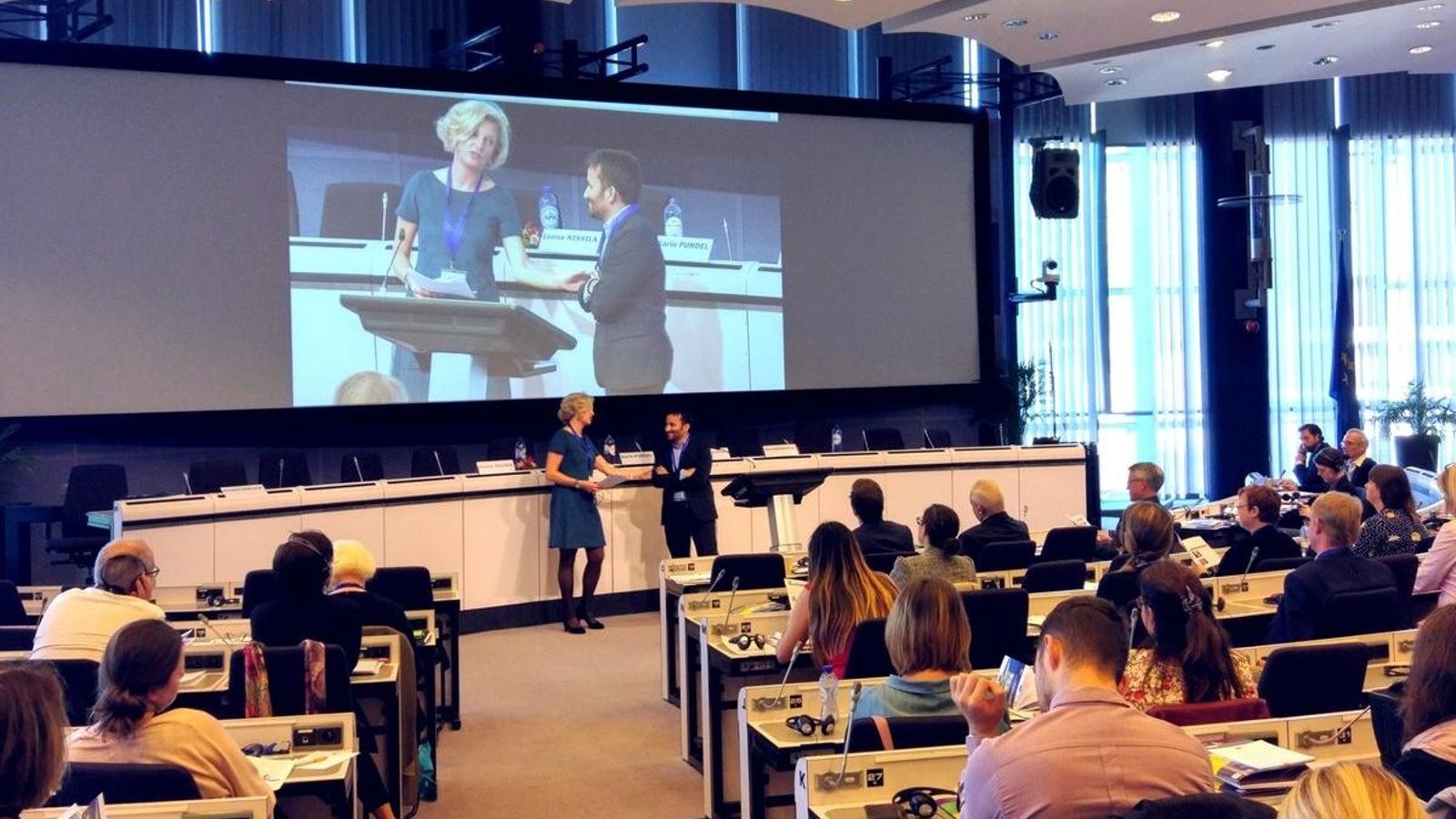 Acte organitzat per la Direcció General d'Educació, Joventut, Esport i Cultura de la Comissió Europea en col·laboració amb la Xarxa Europea per a la Diversitat Lingüística