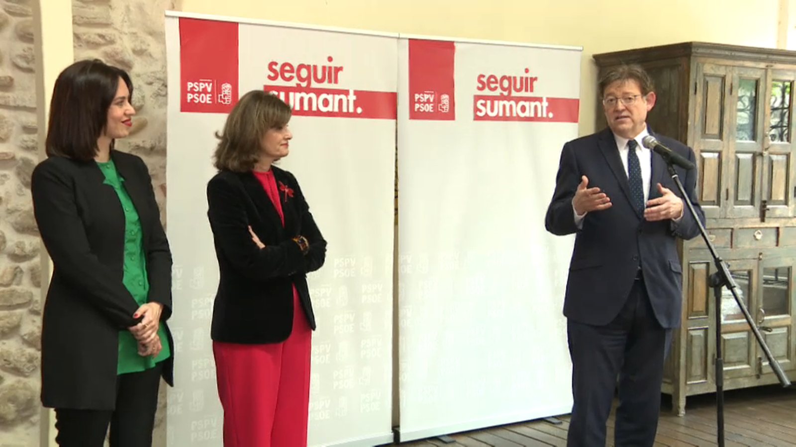 Puig proposa que el banc públic done suport a les xicotetes i mitjanes empreses valencianes Puig proposa que el banc públic done suport a les xicotetes i mitjanes empreses valencianes