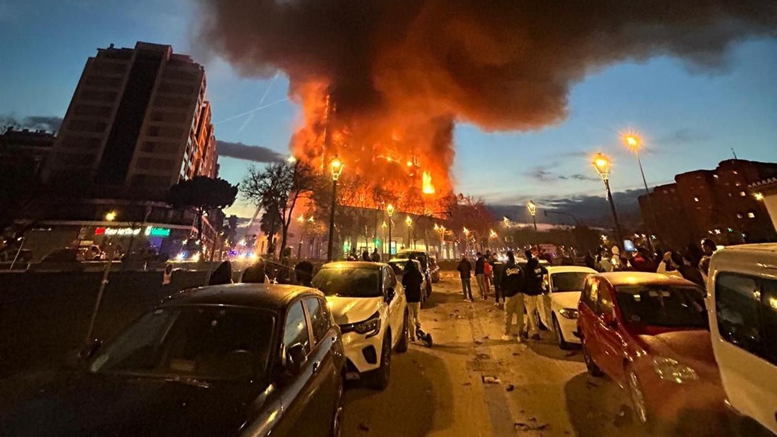 El drama de la investigació de l'incendi de Campanar