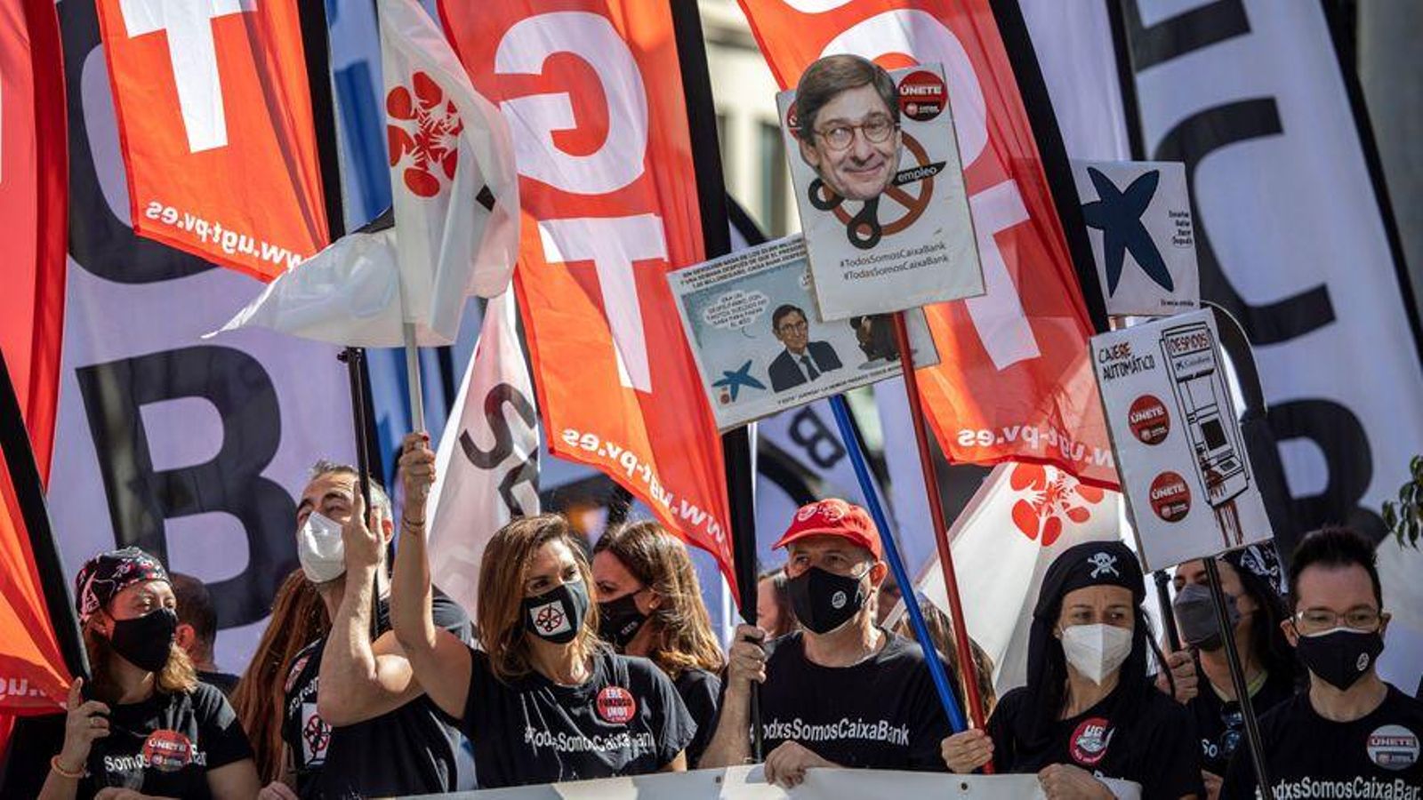 Protesta convocada pels sindicats de CaixaBank a una setmana que concloga el termini per a negociar l'ERO que ha presentat el banc