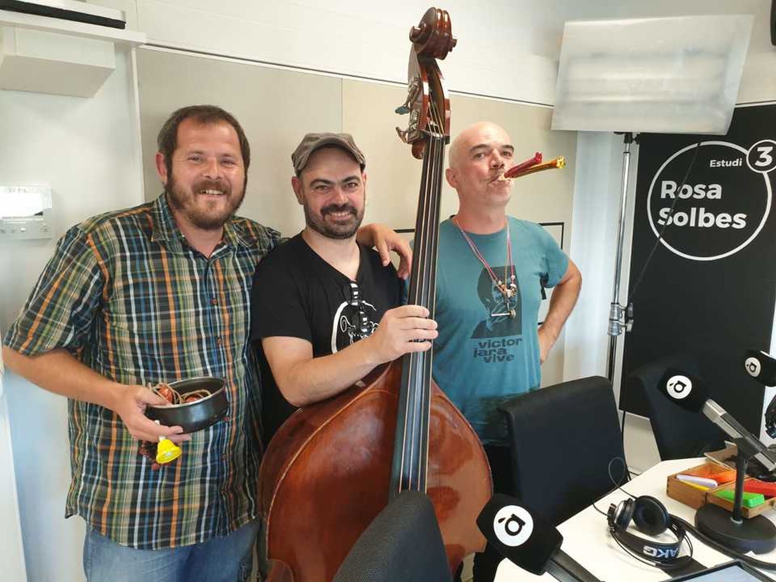 28.08.2019 | Tercera hora: #CapdeCartell amb la Petita Orquestra Peiotaire.