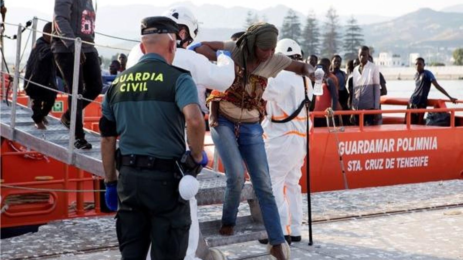 El Govern d\'Espanya i les comunitats autònomes es reuneixen per a abordar la crisi migratòria