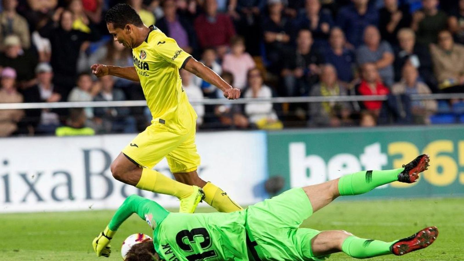 Jan Oblak, un malson per als davanters del Vila-real. Domenech Castelló
