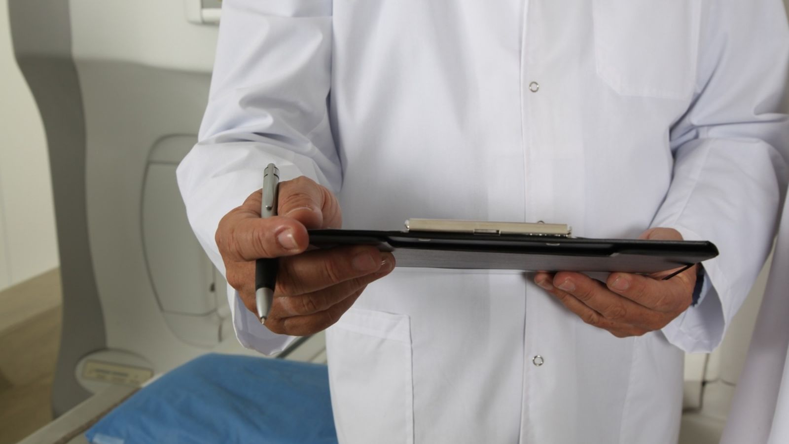 La Comunitat Valenciana  disposa d’una sola unitat per cada 150.000 habitants.