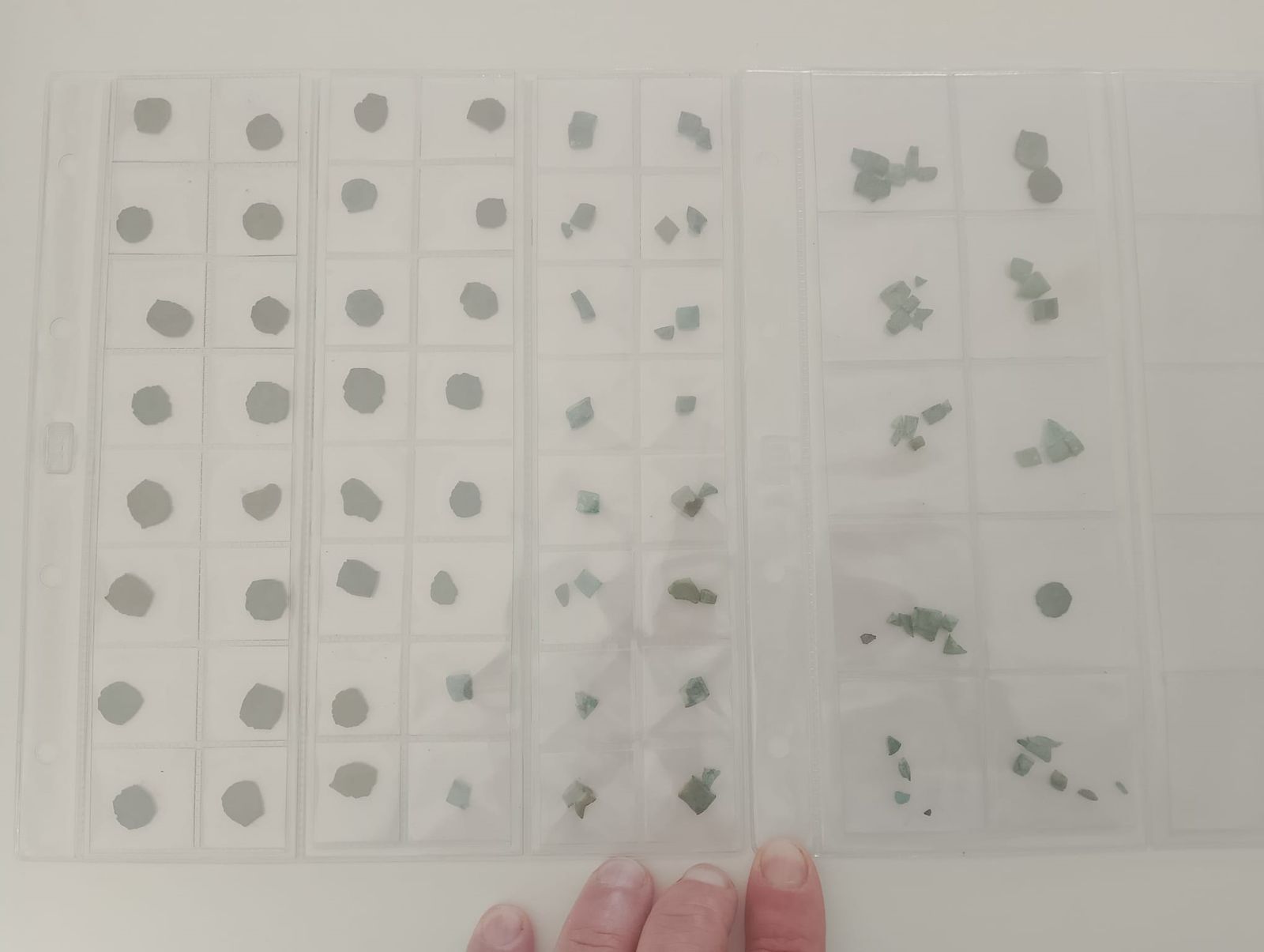 Monedes i altres materials trobats a les Columbretes