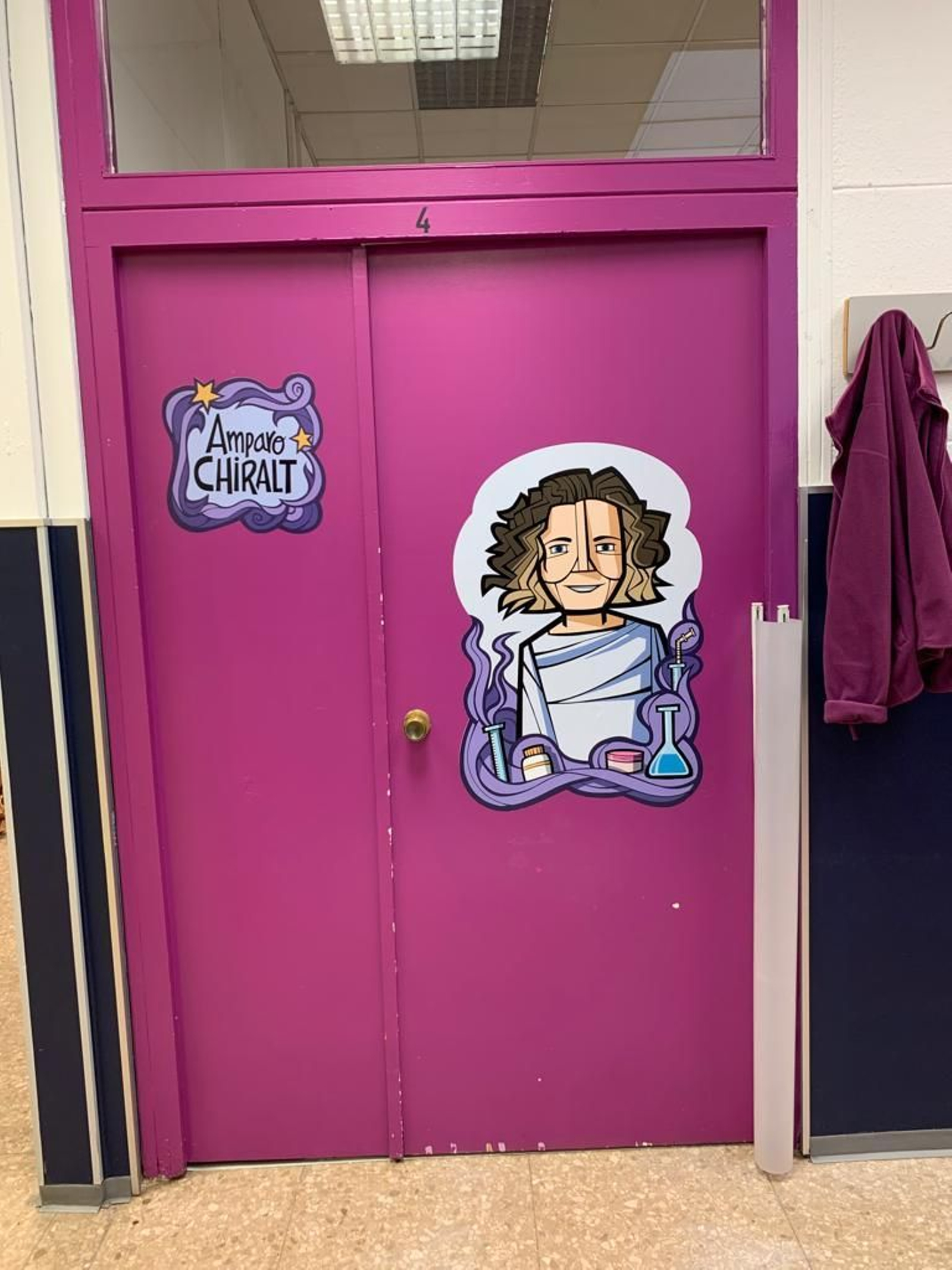 Aula de l'escola infantil Vera dedicada a la investigadora Amparo Chiralt