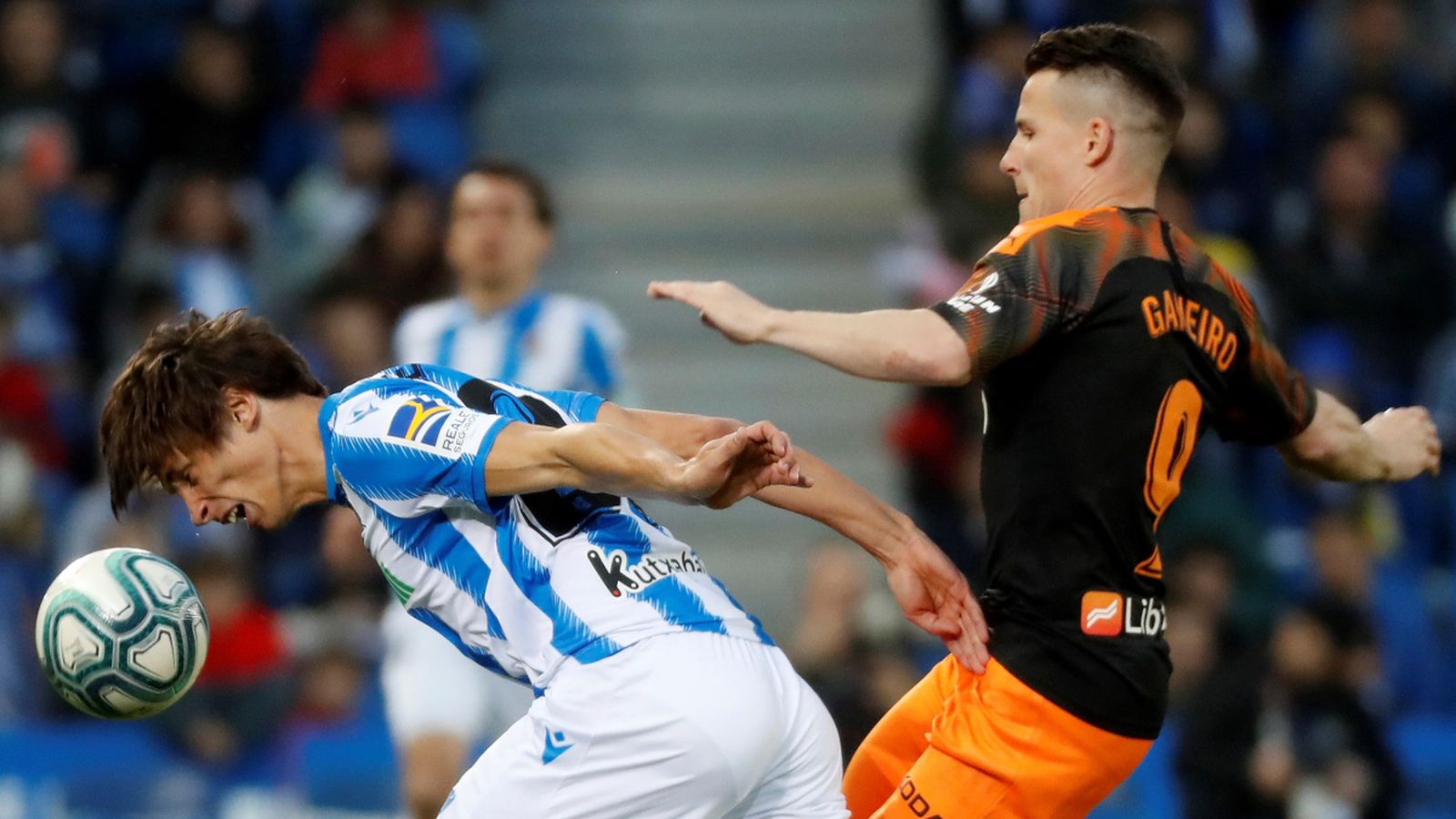 Kevin Gameiro disputa un baló a Robin Le Normand