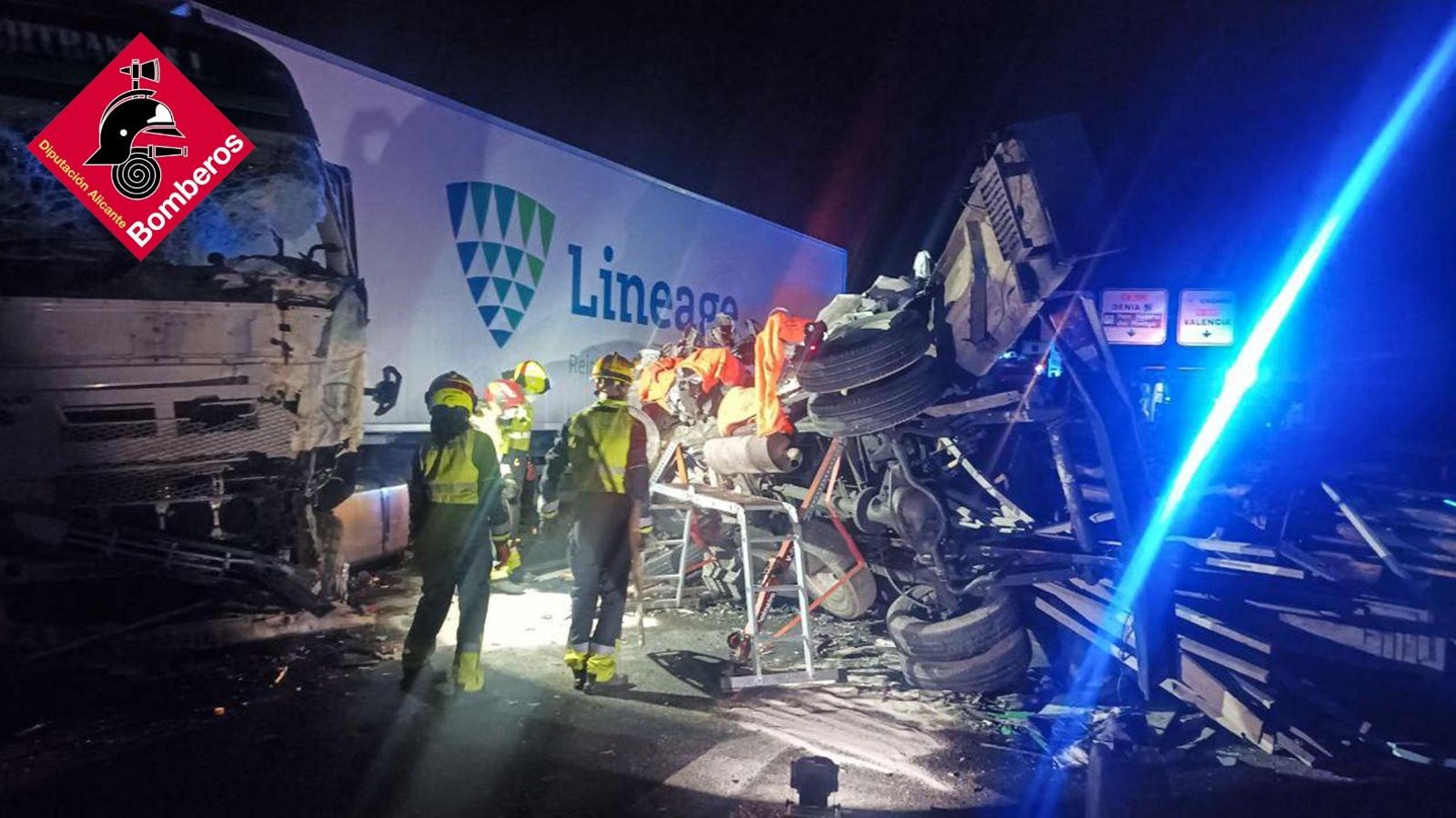Mor un home en un accident entre dos camions a Ondara