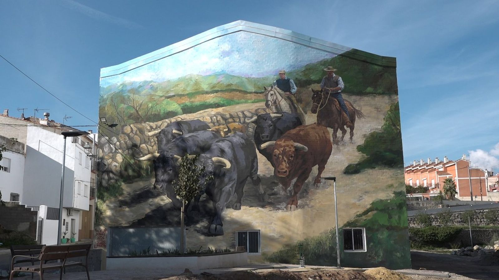 Toras ret homenatge a la tradició de la pastura i el pas de bous