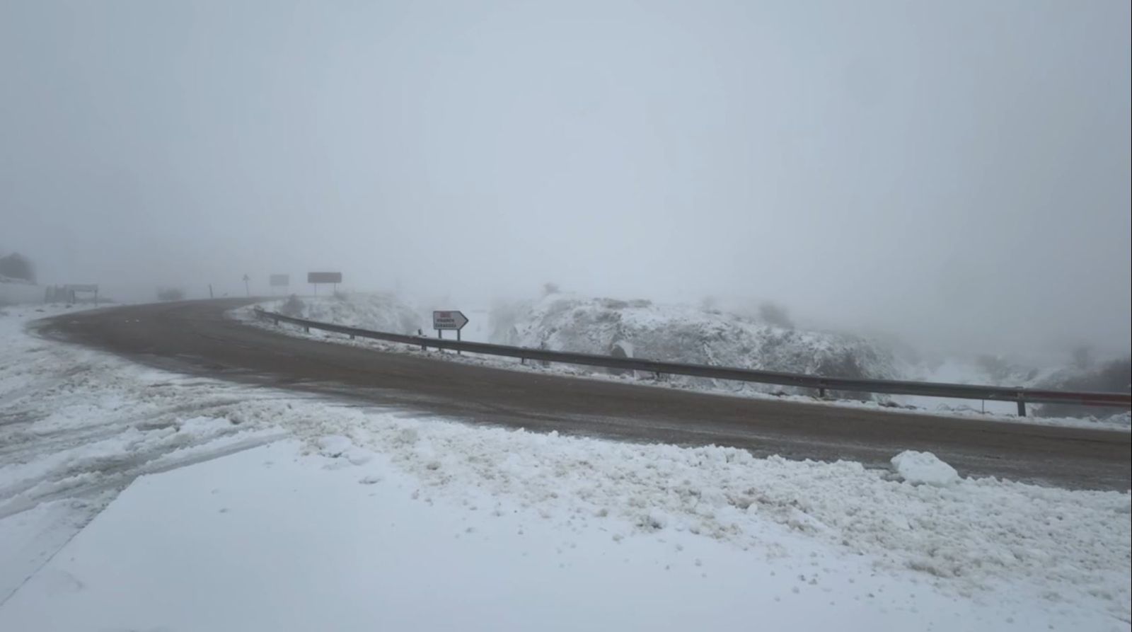 Imatge de la nevada al port de Torre Miró (Morella)