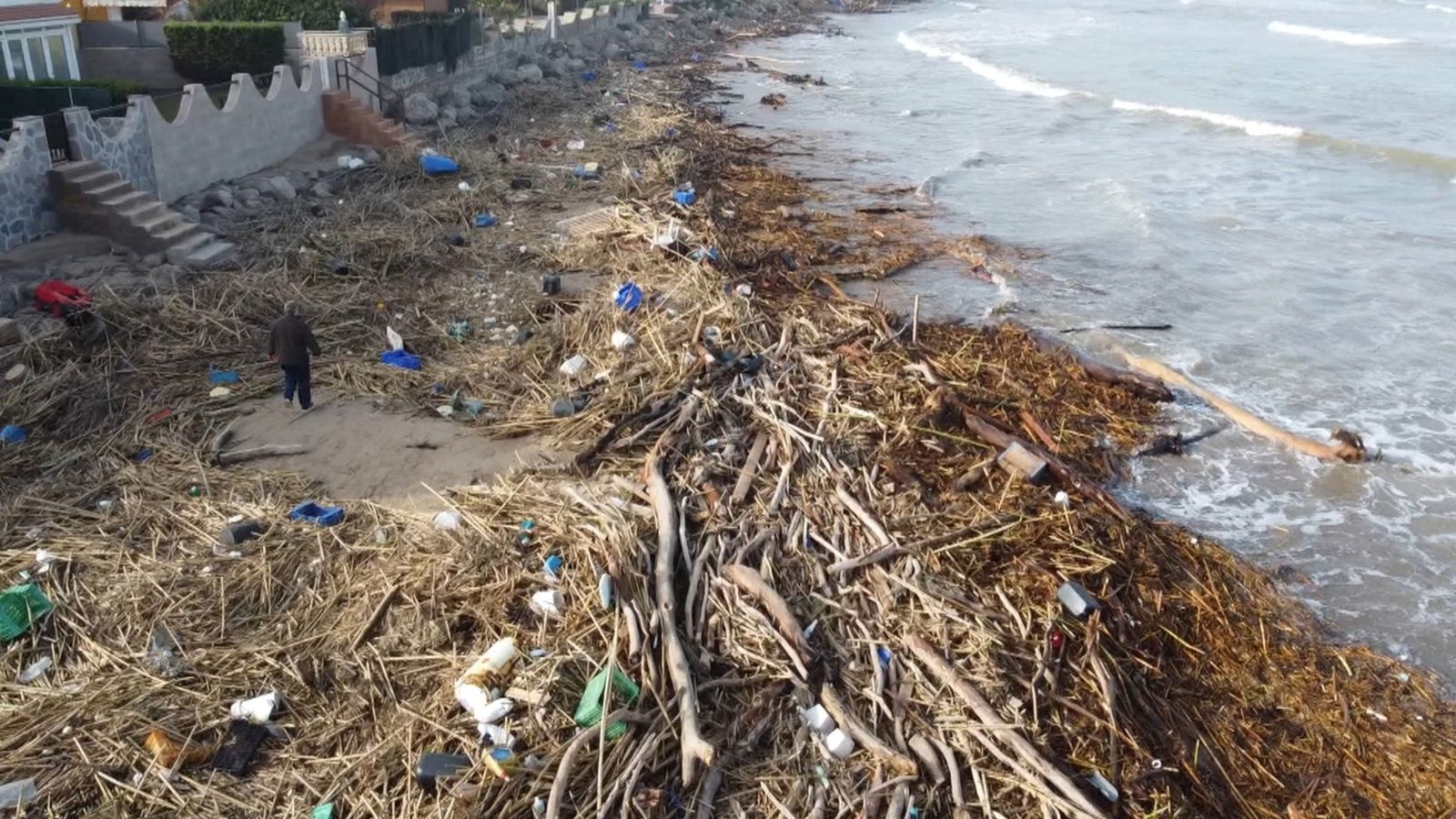 Els municpis costaners s'enfronten a les conseqúències de l'últim temporal