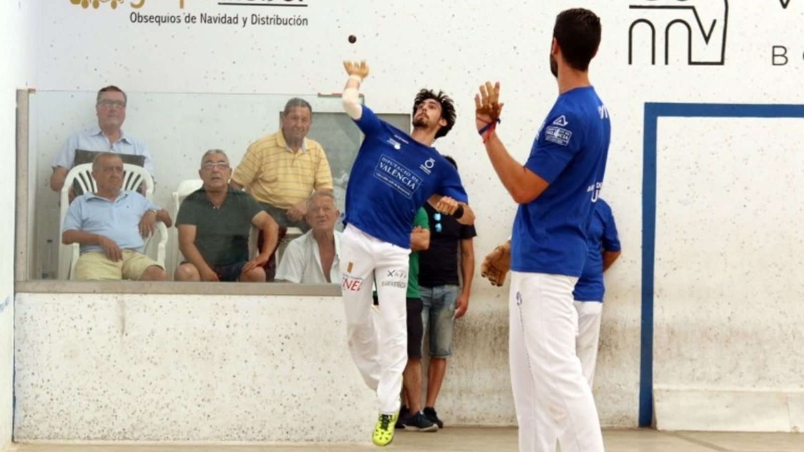 Soro III i Salva semifinalistes