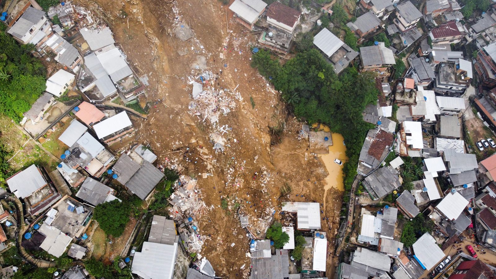 Vista aèria d'una de les zones de la ciutat de Petrópolis, prop de Rio de Janeiro, que ha quedat assolada per les pluges intenses