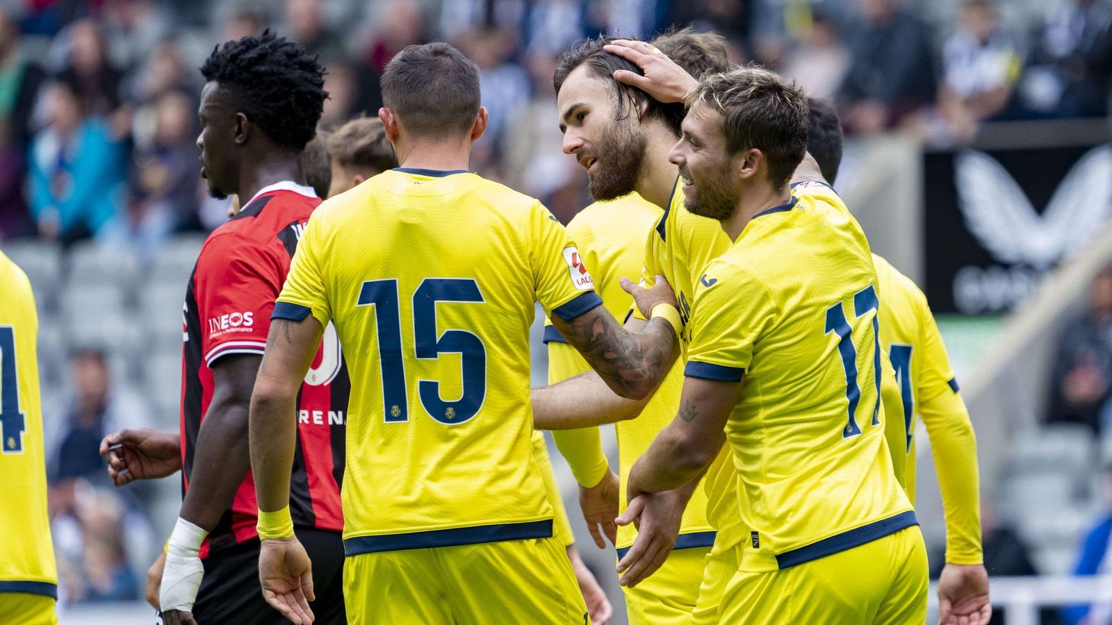 Brereton celebra el gol