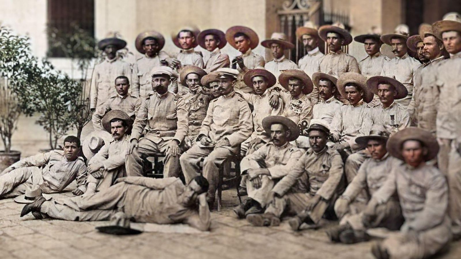 24.06.2024 | El Museu de Prehistòria de València acull la col·lecció d'egiptologia del metge de Carcaixent Pedro Costa