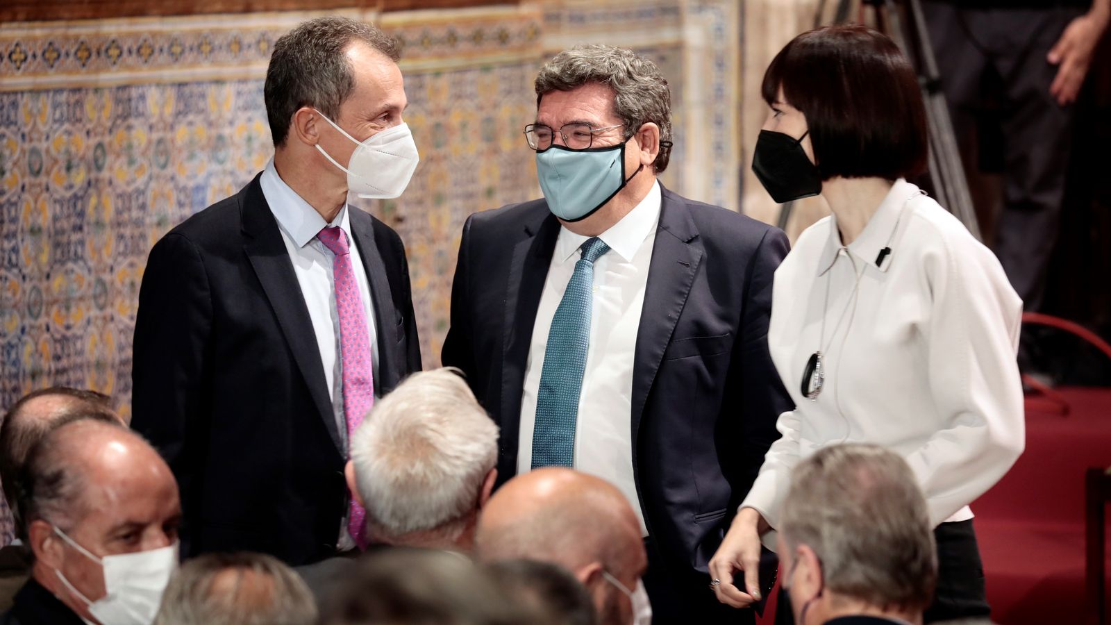 La ministra de Ciència, Diana Morant, juntament amb el ministre d'Inclusió José Luis Escrivá i l'exministre Pedro Duque