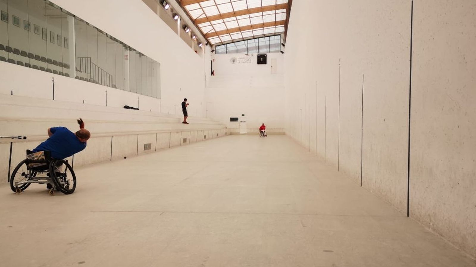 El pilotari Julio guanya la final de raspall adaptat