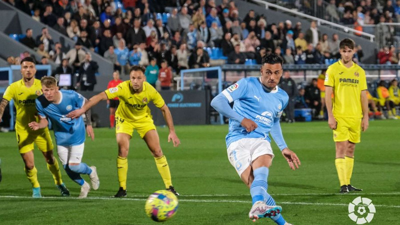 El porter del Vila-real B ha parat un penal al jugador de l'Eivissa