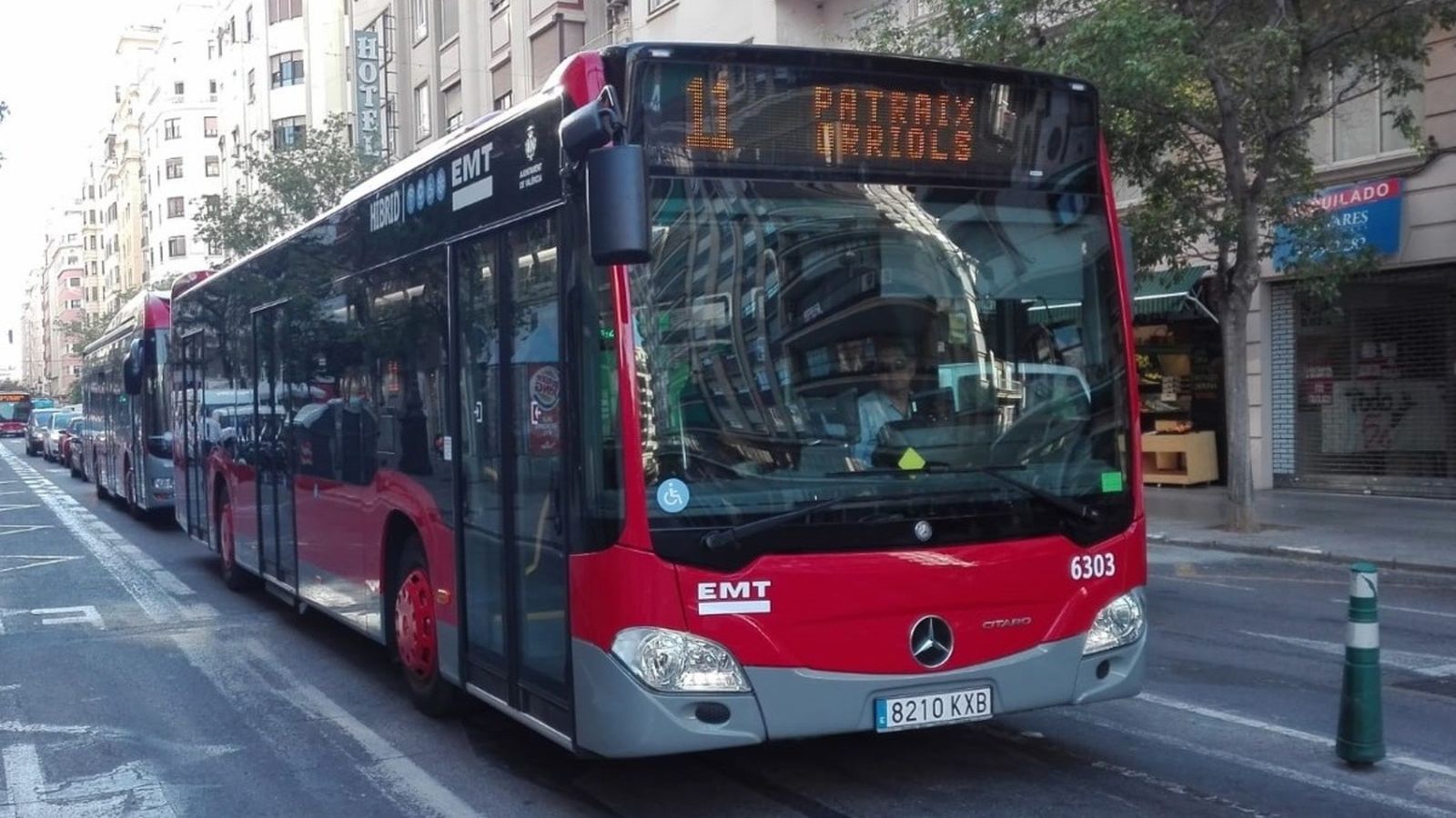 Imatge d'arxiu d'un autobús de l'EMT