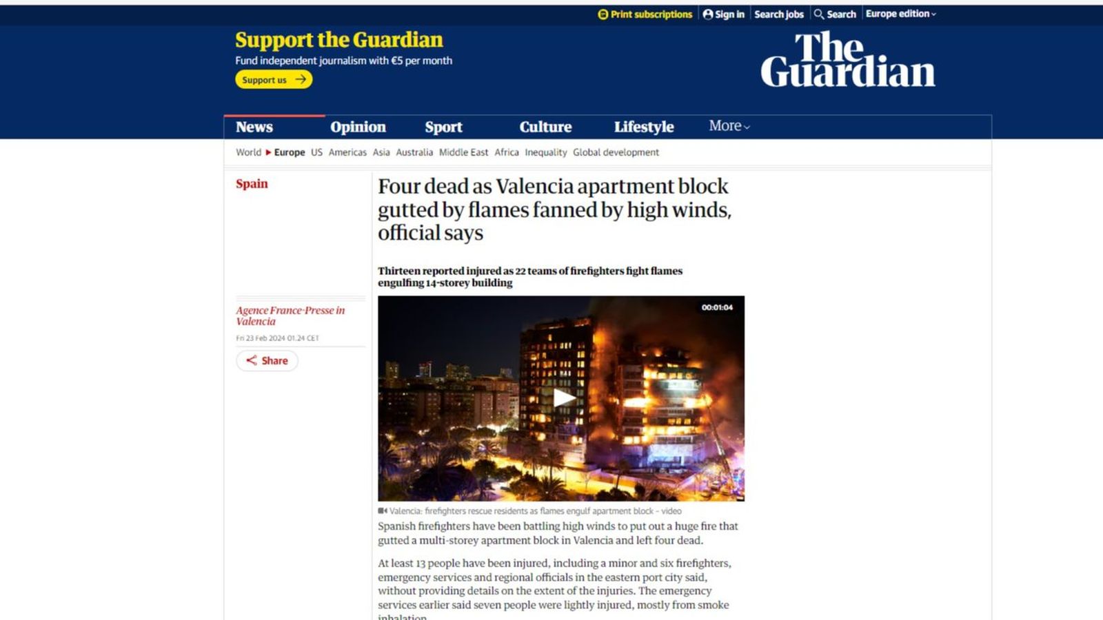 El diari britànic 'The Guardian' recollia en els seus titulars l'incendi dels dos edificis de Campanar, a València