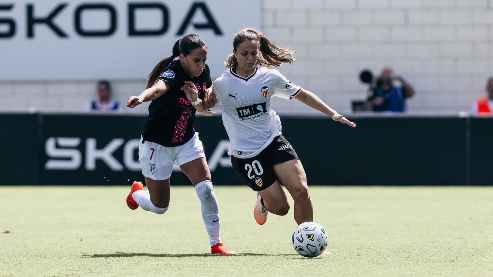 Esther Gómez, en una acció del duel