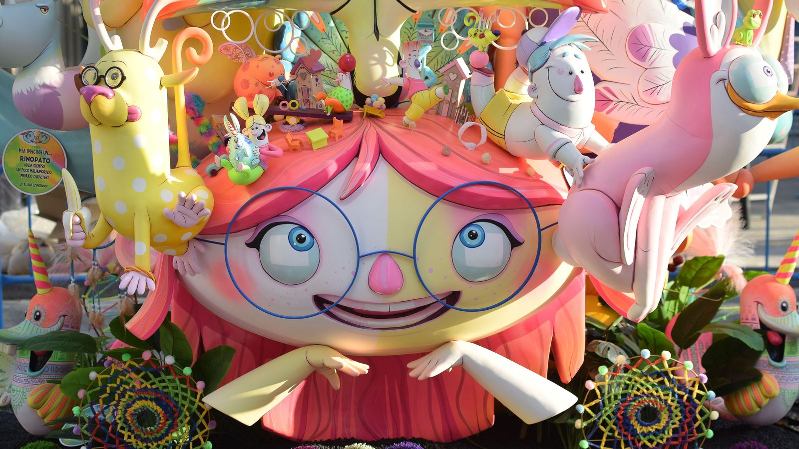 Un escena de la foguera Diputació-Renfe