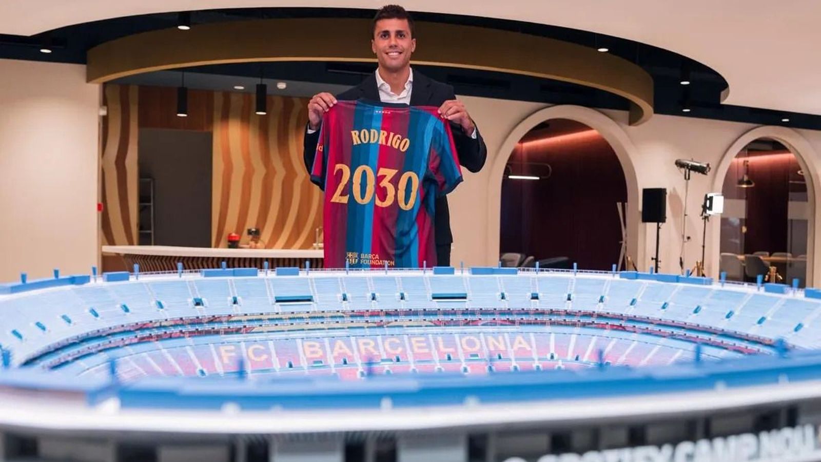 Rodri, amb la camiseta del Barça