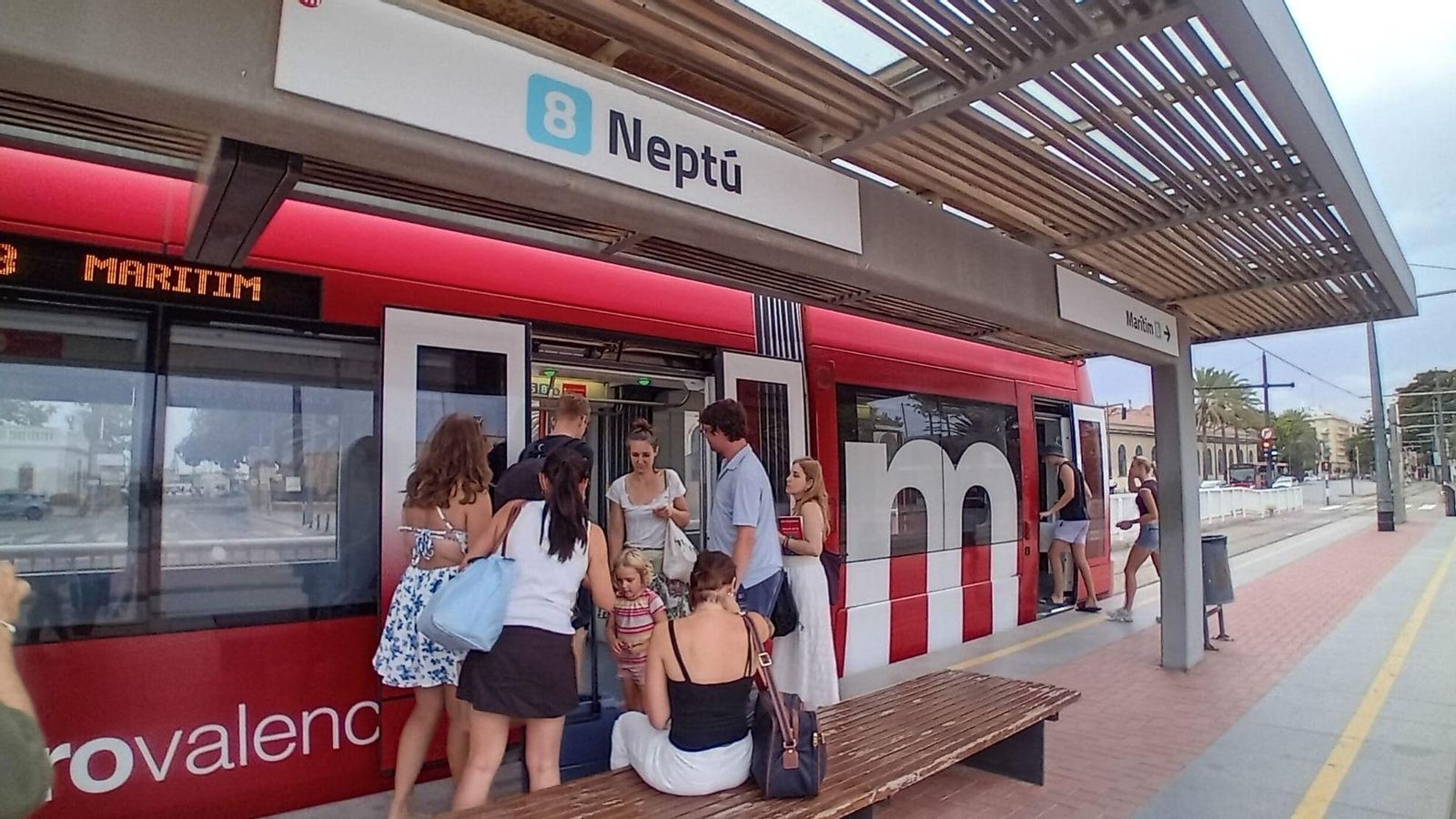 Passatgers de Metrovalència Passatgers de Metrovalència