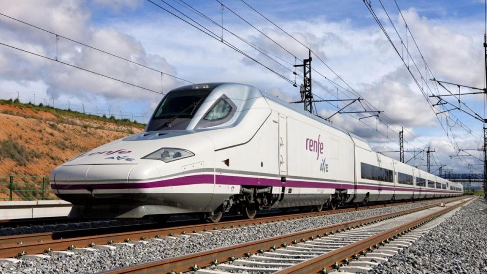 L'AVE de baix cost acomençarà a operar a l'abril de 2020 en la línia Madrid-Barcelona
