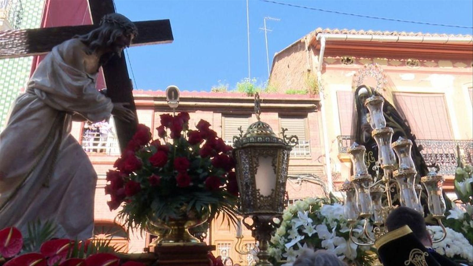 La Setmana Santa Marinera celebra el seu viacrucis