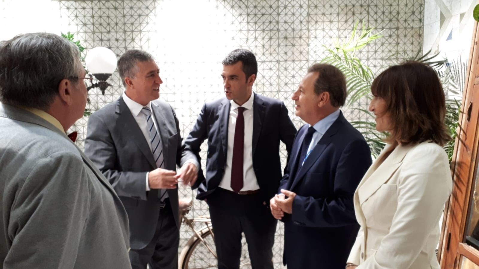 Climent ha explicat que l'elaboració d'aquest pla és fruit del compromís de la Conselleria amb el sector tauleller