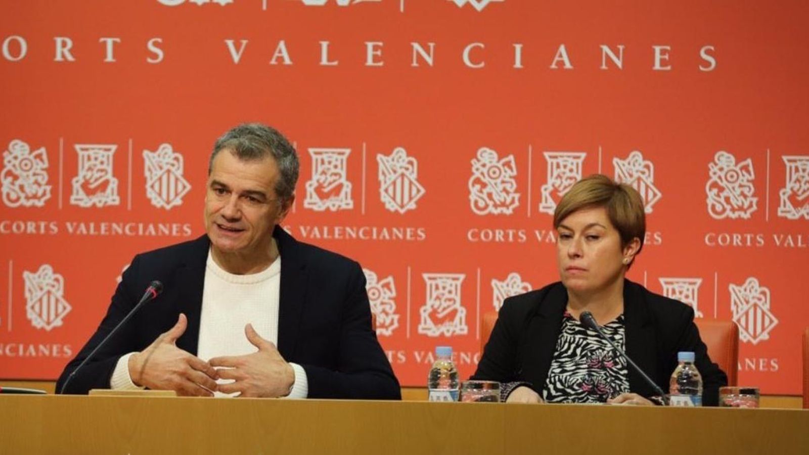 El síndic de Ciutadans, Toni Cantó, i la diputada Merche Ventura, aquest dilluns