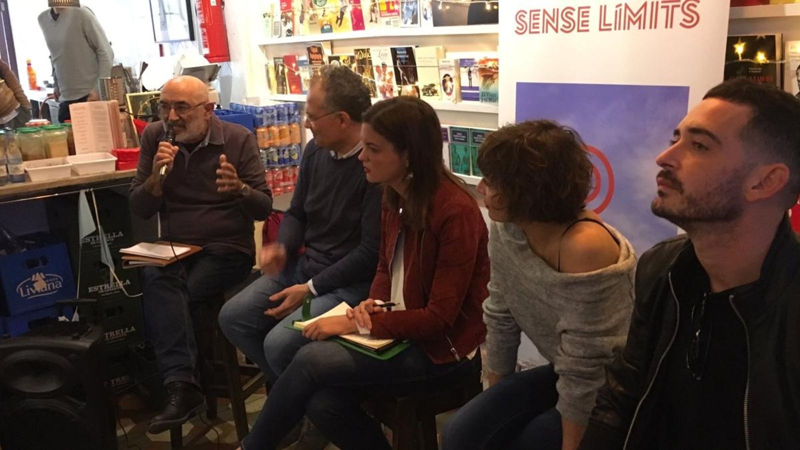 Taula de debat sobre la defensa de la llibertat d'expressió