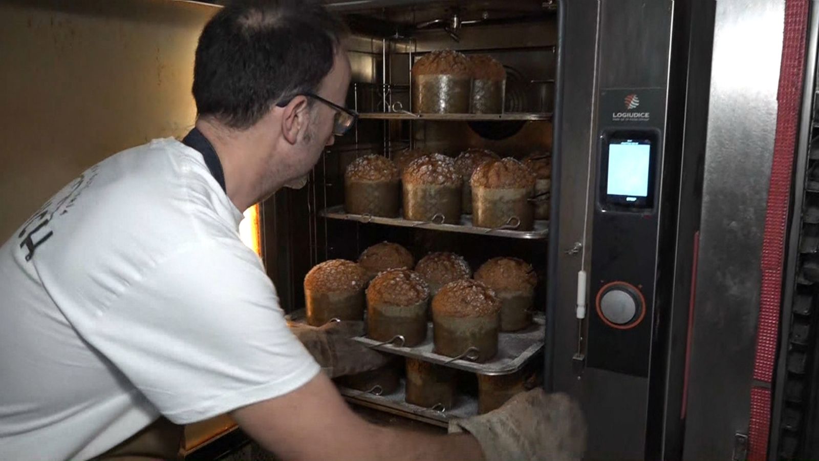Un panettone amb sobrassada i tòfona? A la venda en una pastisseria de Castelló de la Plana