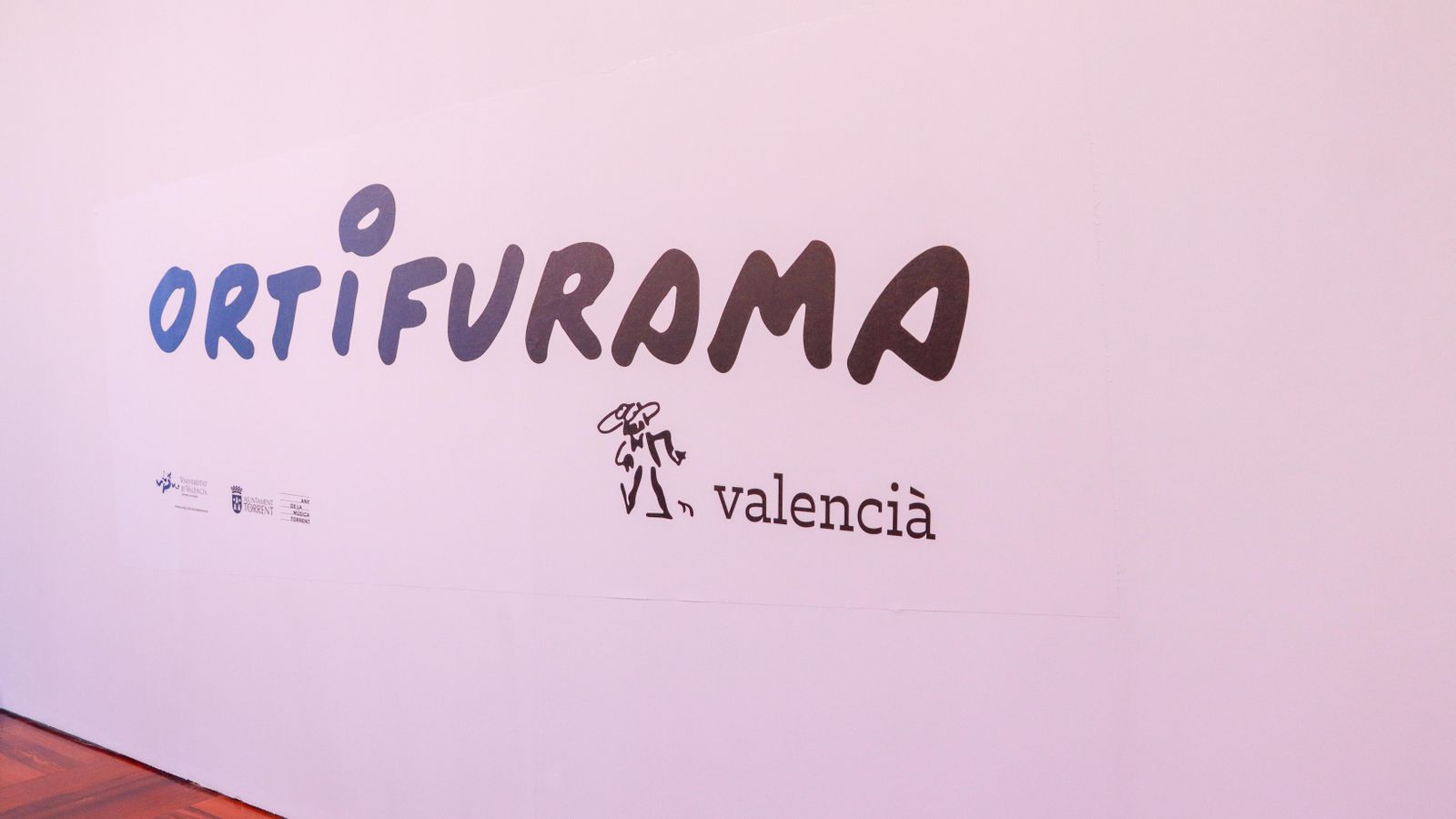 'Ortifurama valencià' dona títol a l'exposició d'Antonio Ortiz