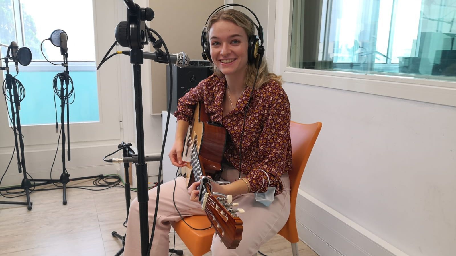 28.10.2021 | Música en directe: Elena Játiva
