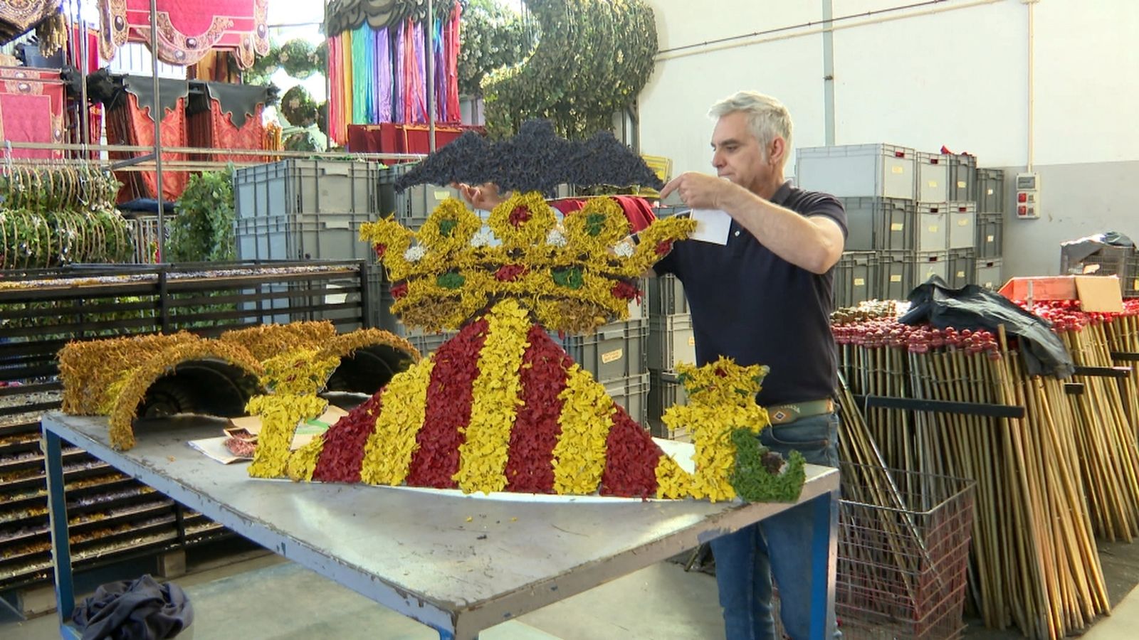Part del tapís de la Mare de Déu dels Desamparats de València