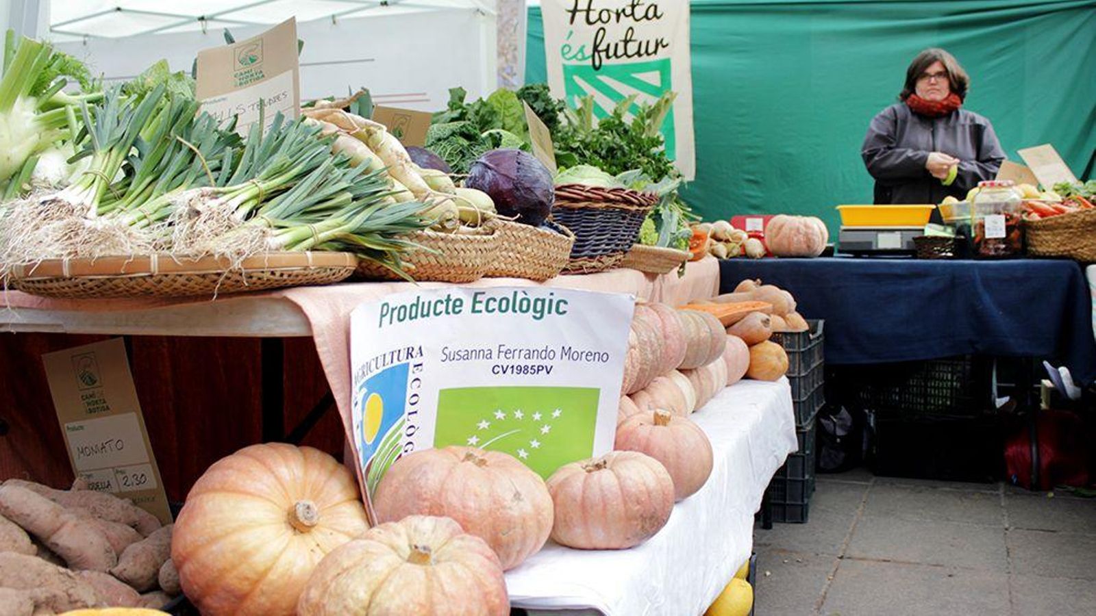 València estrena quatre nous mercats de l'horta amb venda directa dels productors