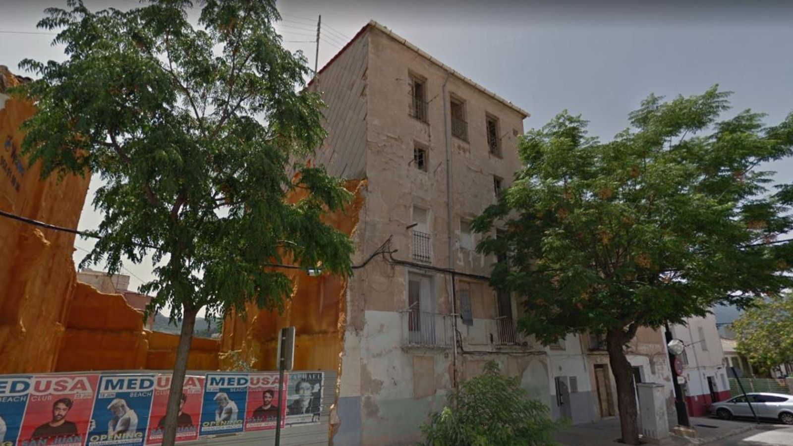 Edifici situat al carrer Caramanxel d'Alcoi que s'ha afonat
