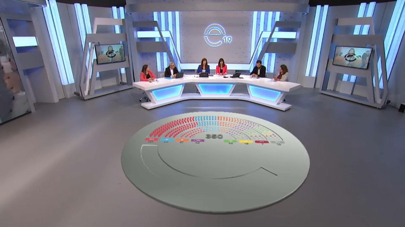 Setmana intensa d’entrevistes i debats electorals en À Punt